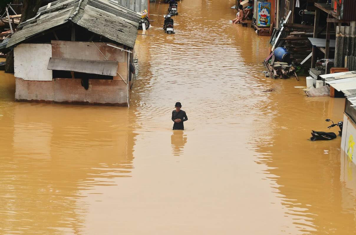 Flooding in Jakarta, Indonesia; Photo by Iqro Rinaldi on Unsplash