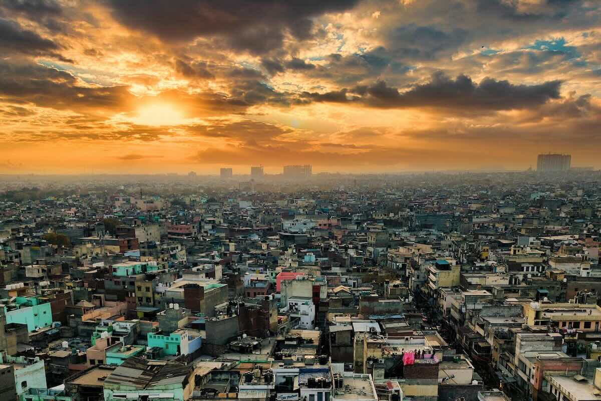 New Delhi at sundown. Photo by Mayur Sable on Pexels