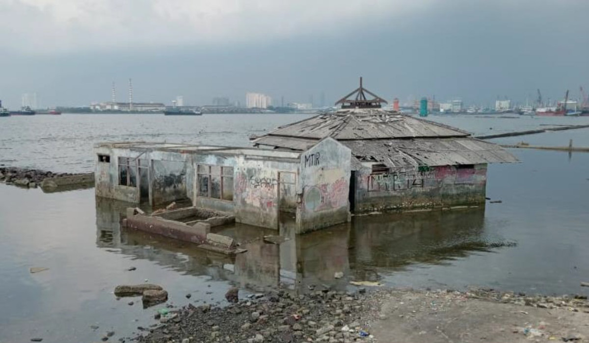 Partially submerged mosque in Muara Baru, Jakarta.